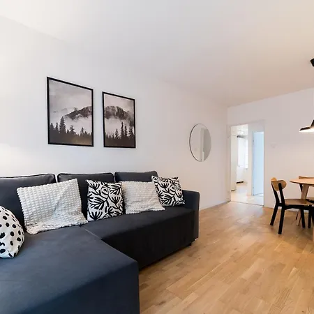 Kosmonautow Comfort By Bookinghost