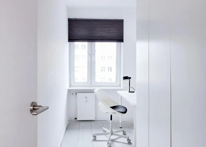 Kosmonautow Comfort By Bookinghost Apartment Poznan