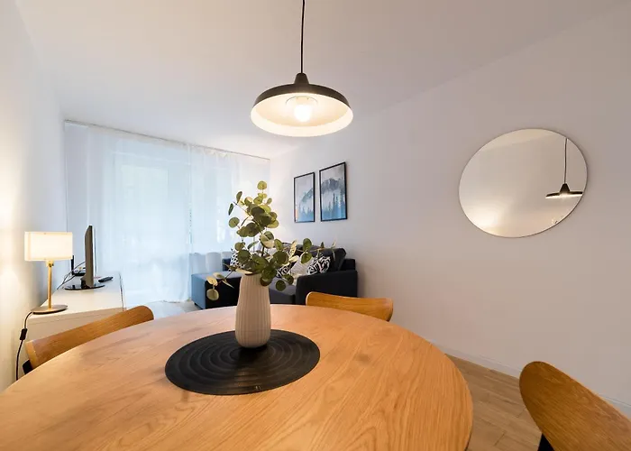 Apartment Kosmonautow Comfort By Bookinghost